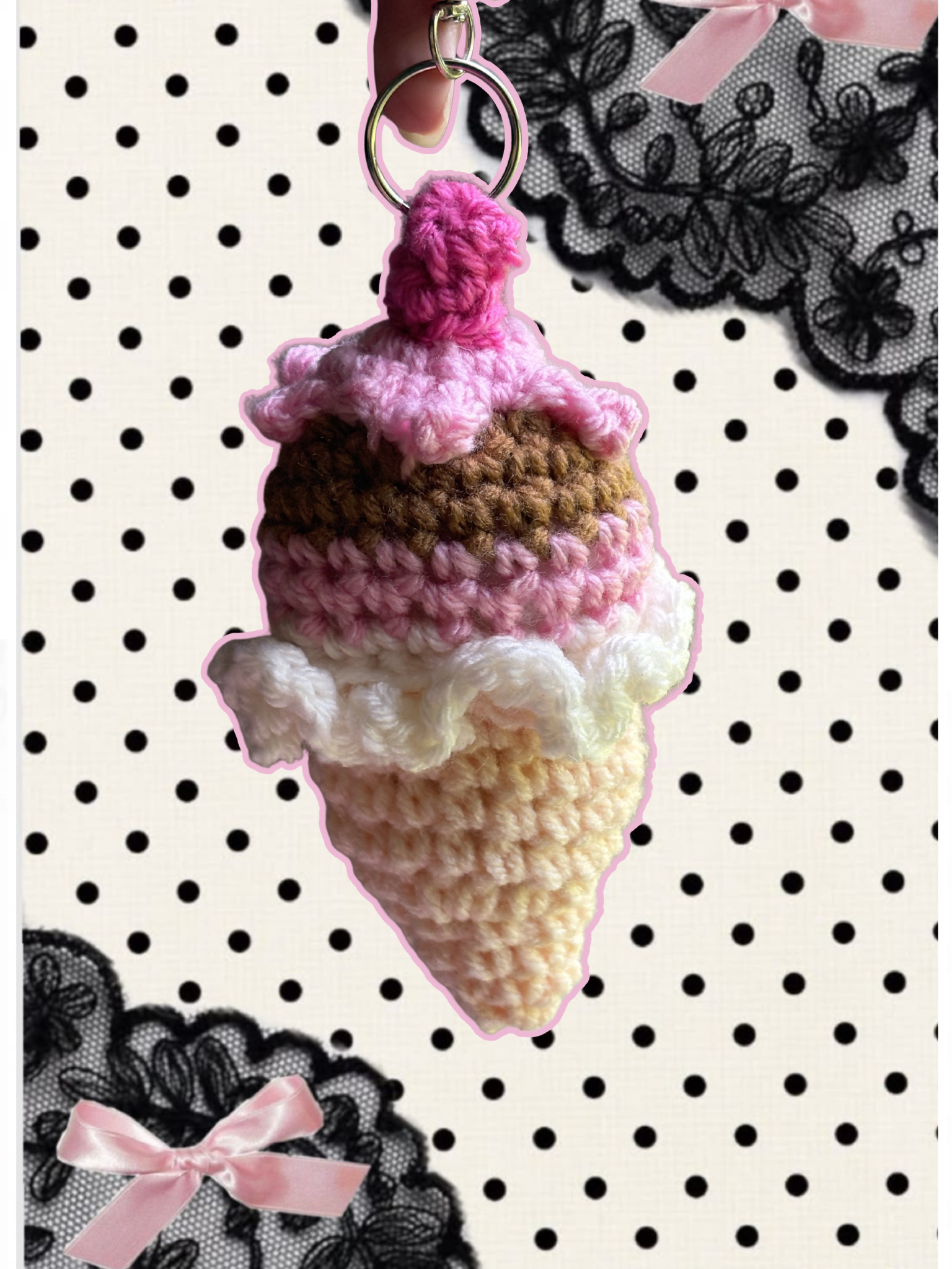 Neapolitan flavor ice cream cone keychain