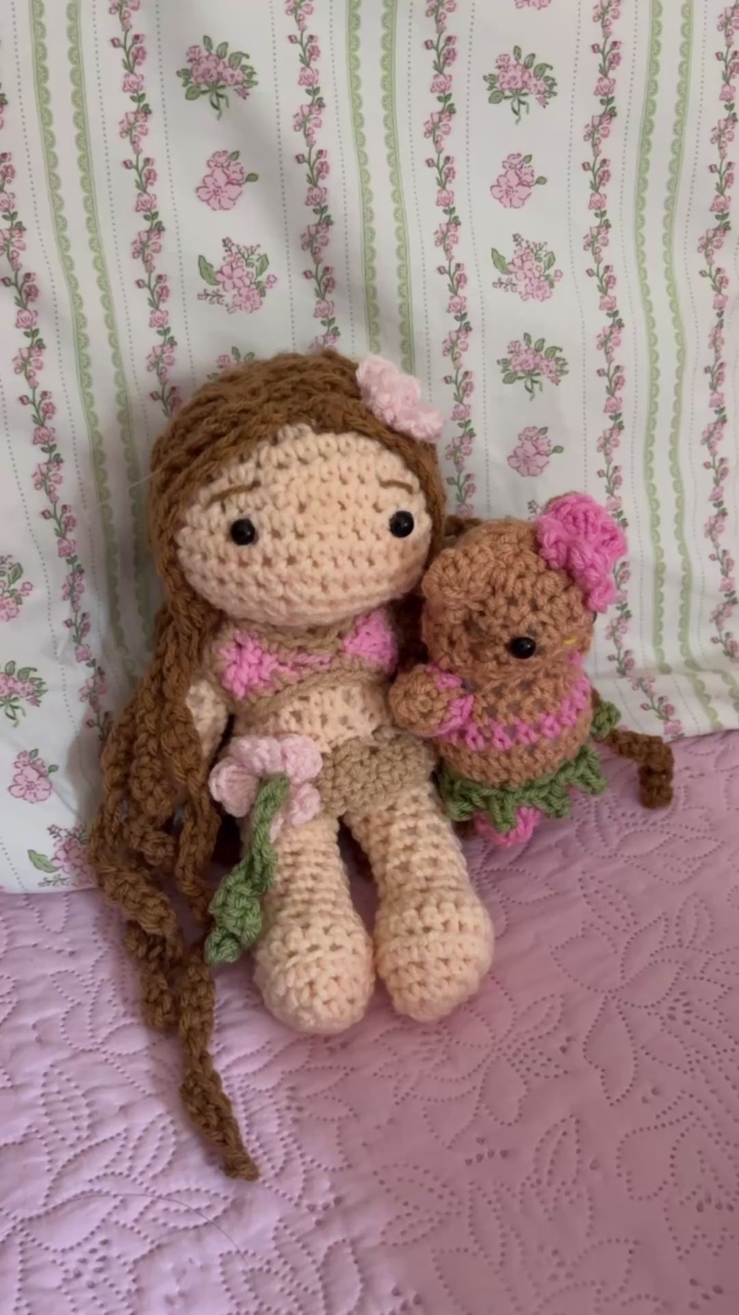 Hawaiian hello kitty girl doll