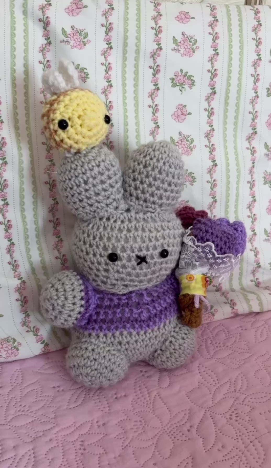 Purple tulip bouquet miffy