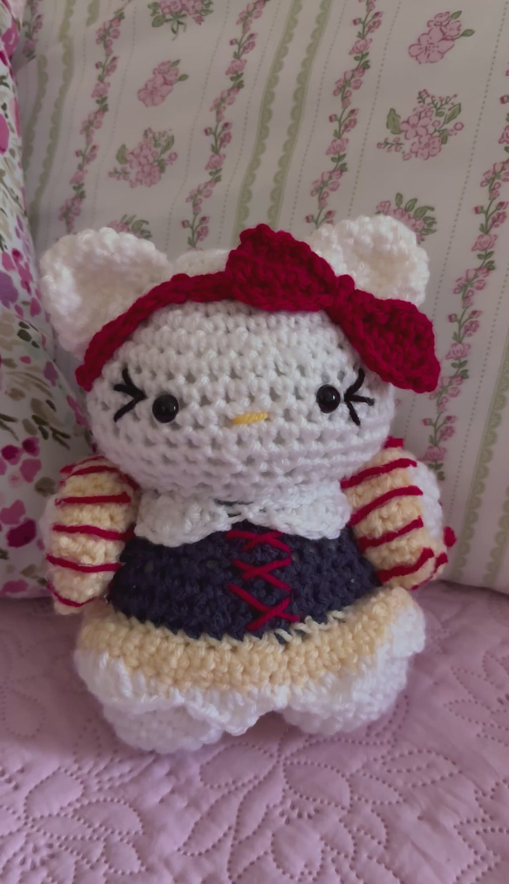 Snow white costume kitty